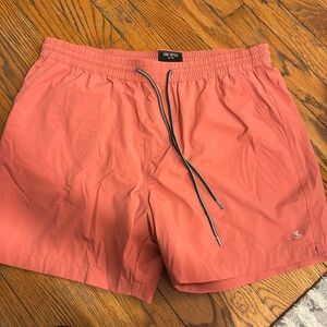 NWOT - 5” Todd Snyder montauk swim trunks